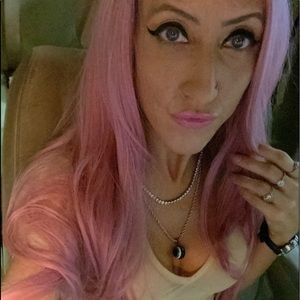 Meet your Posher, Molly